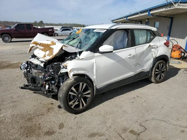 2020 Nissan Kicks
