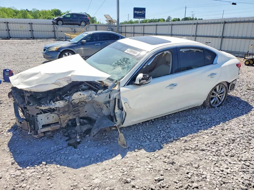 2014 Infiniti Q50