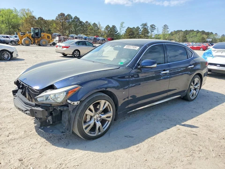 2015 Infiniti Q70L