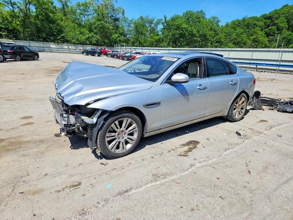 2017 Jaguar Xf
