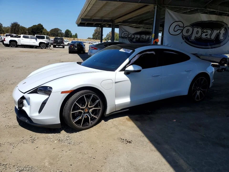 2023 Porsche Taycan