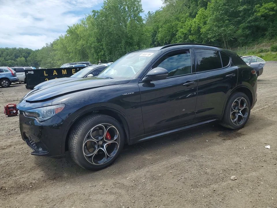2025 Alfa Romeo Stelvio