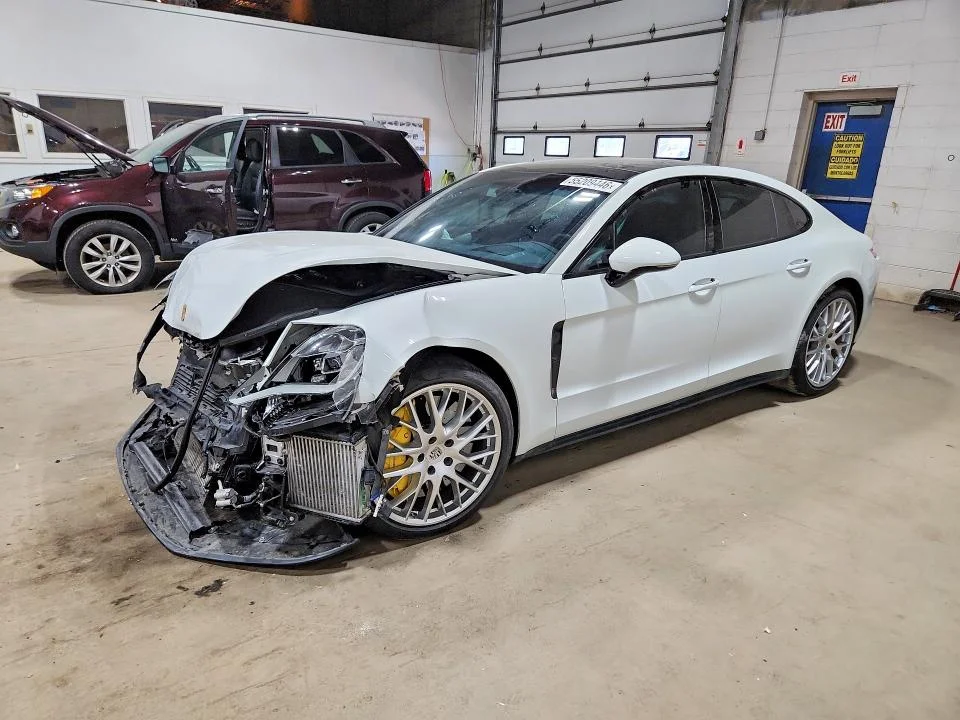 2019 Porsche Panamera