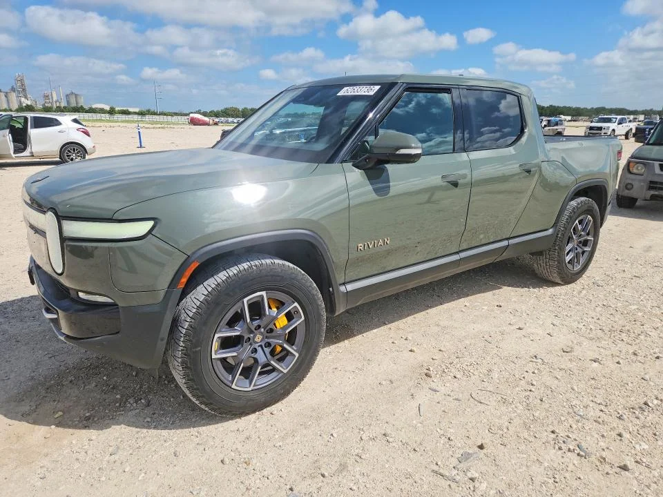 2022 Rivian R1T