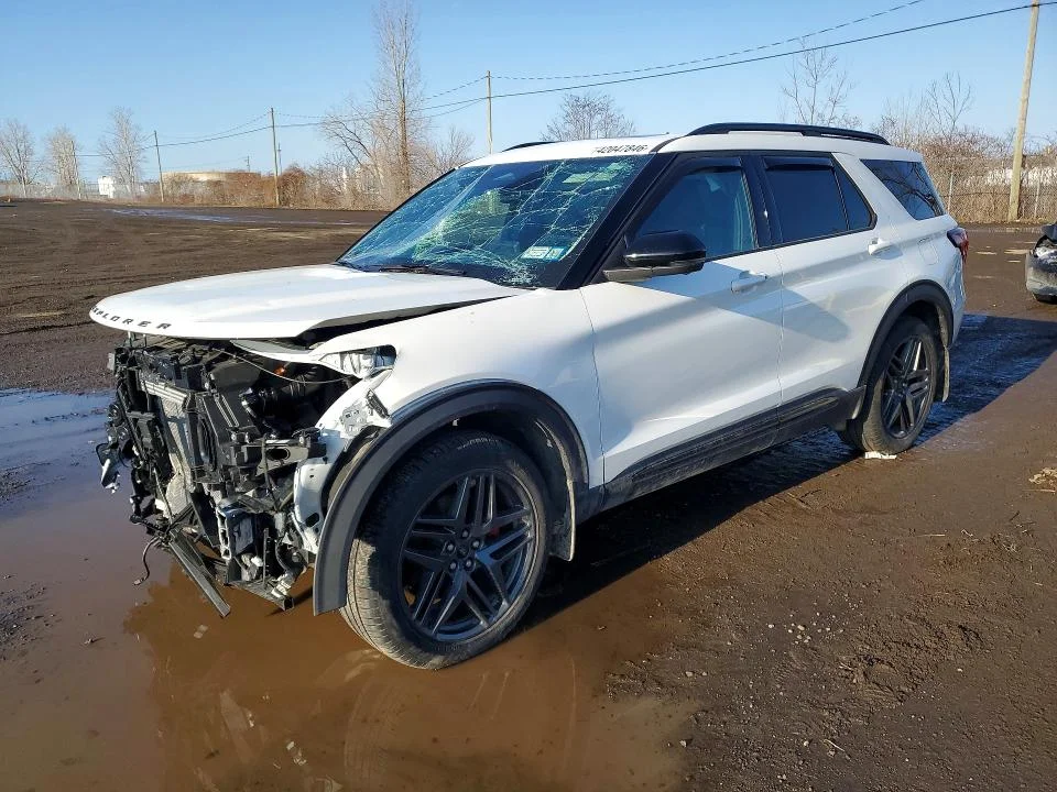 2025 Ford Explorer