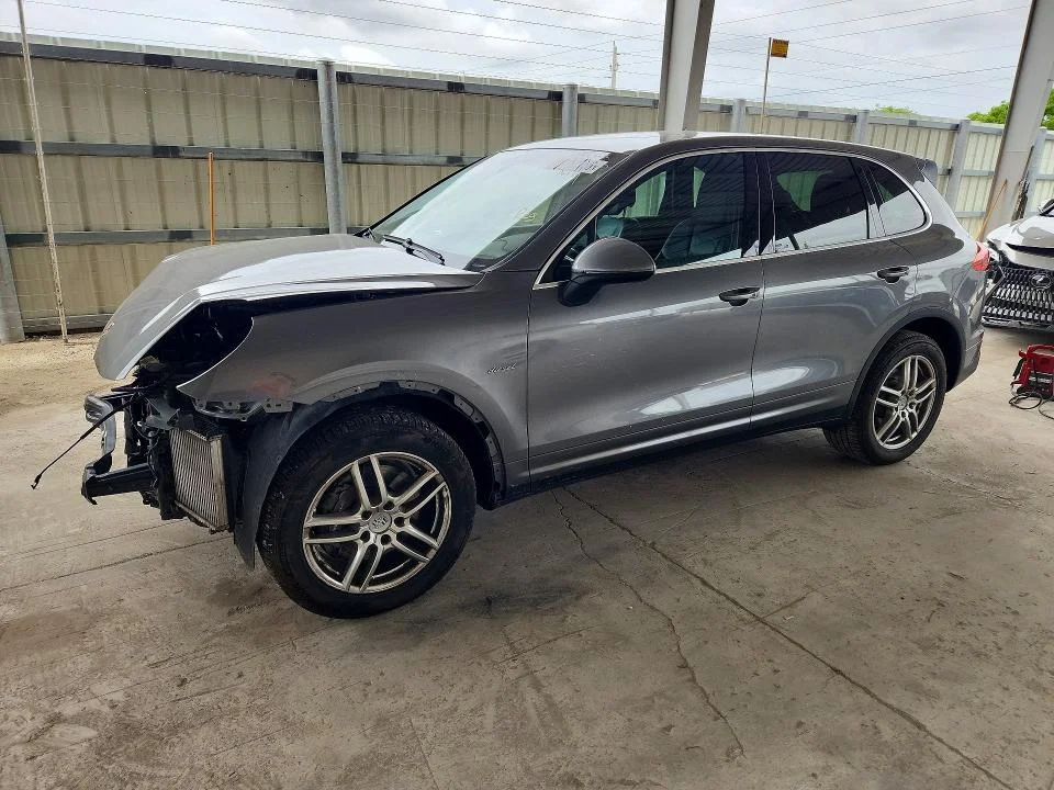 2015 Porsche Cayenne