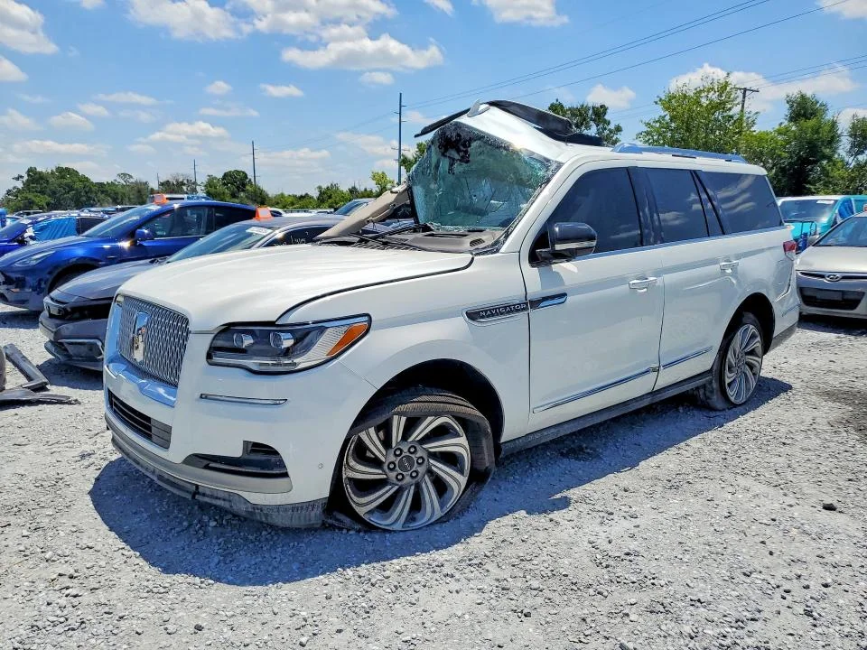 2023 Lincoln Navigator