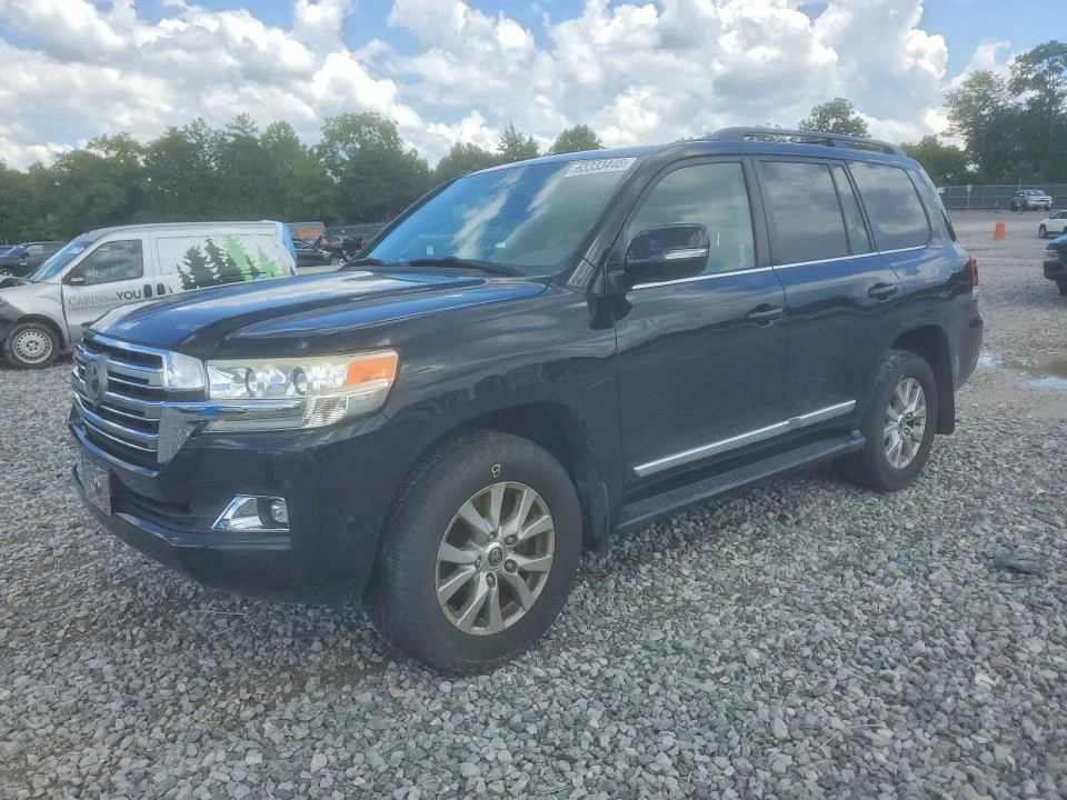 2016 Toyota Land Cruiser