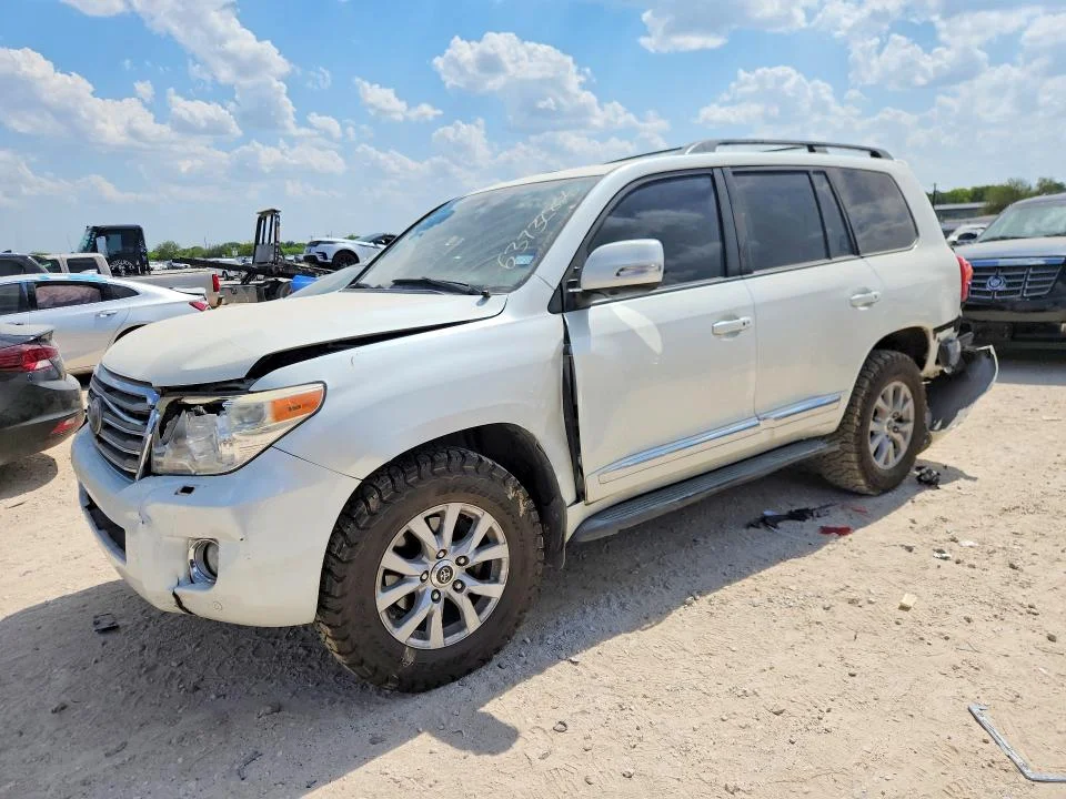 2013 Toyota Land Cruiser