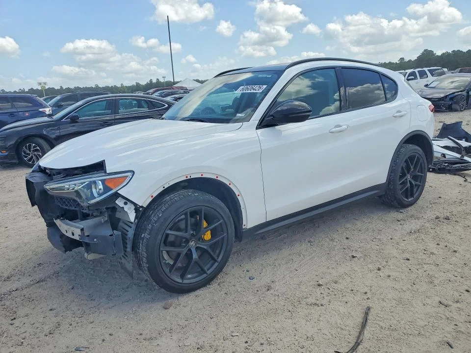 2020 Alfa Romeo Stelvio
