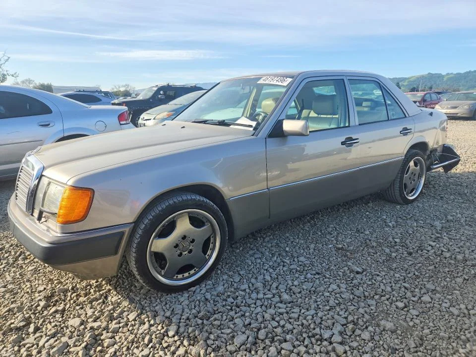 1992 Mercedes Benz 300