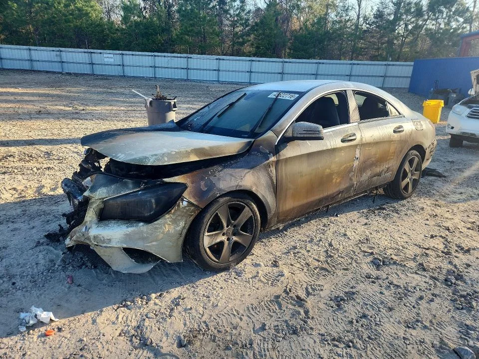 2015 Mercedes-Benz Cla