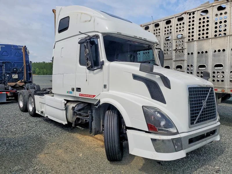 2015 Volvo Vnl