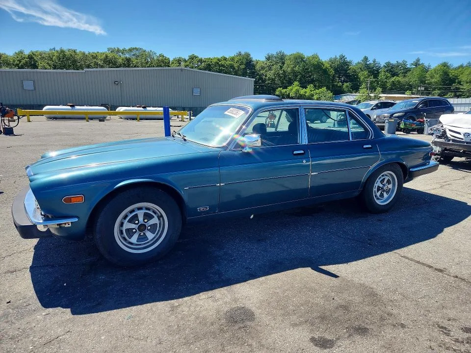 1985 Jaguar Xj6