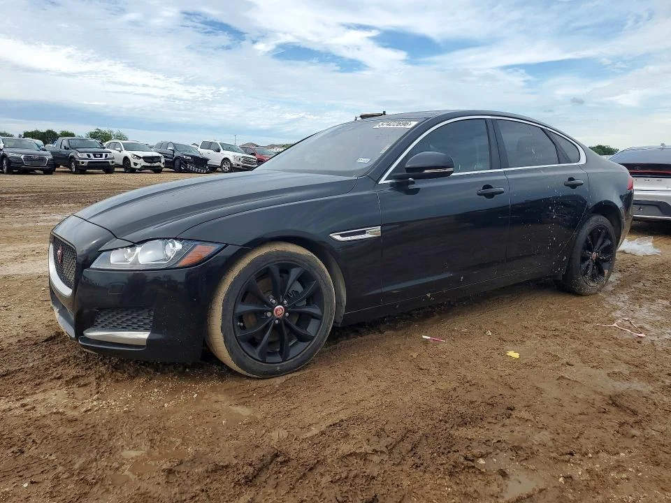 2017 Jaguar Xf