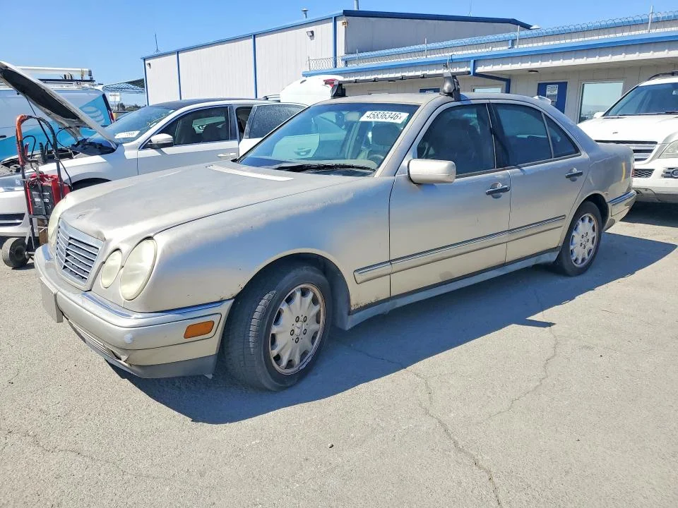 1999 Mercedes-Benz E