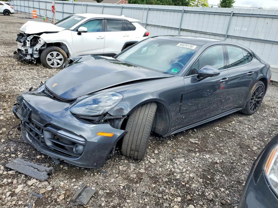 2020 Porsche Panamera
