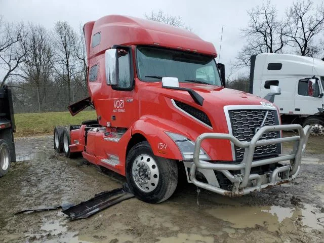 2021 Volvo Vnl