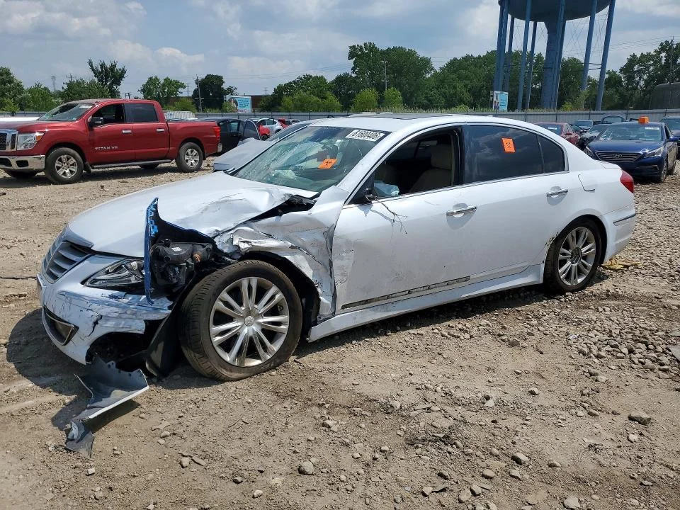 2013 Hyundai Genesis