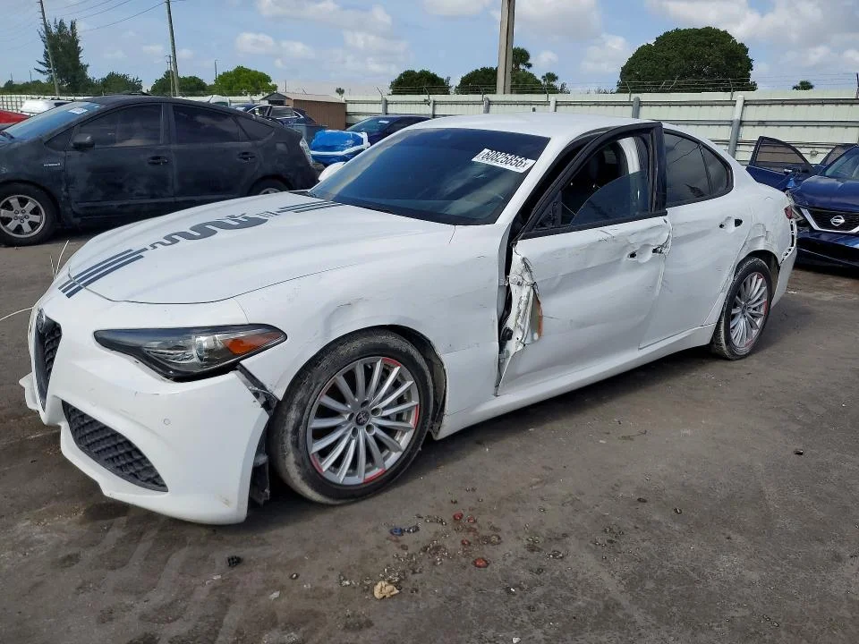 2022 Alfa Romeo Giulia
