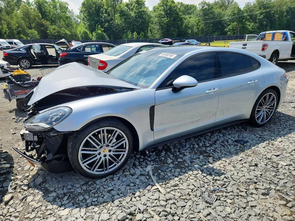 2018 Porsche Panamera