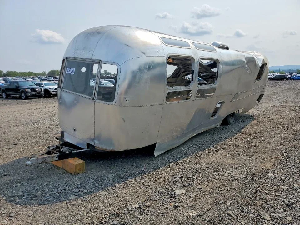 1970 Airstream International Land Y