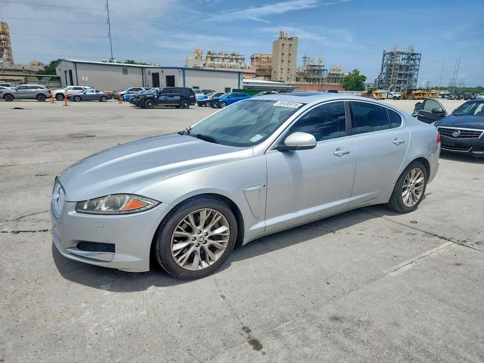 2013 Jaguar Xf