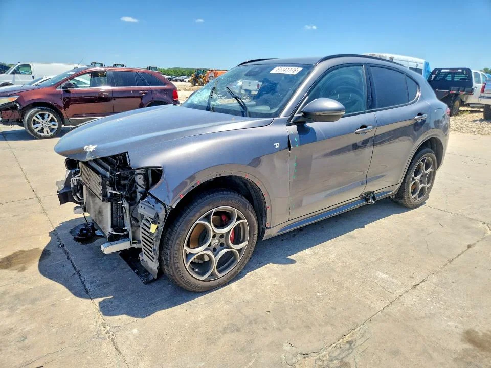 2022 Alfa Romeo Stelvio