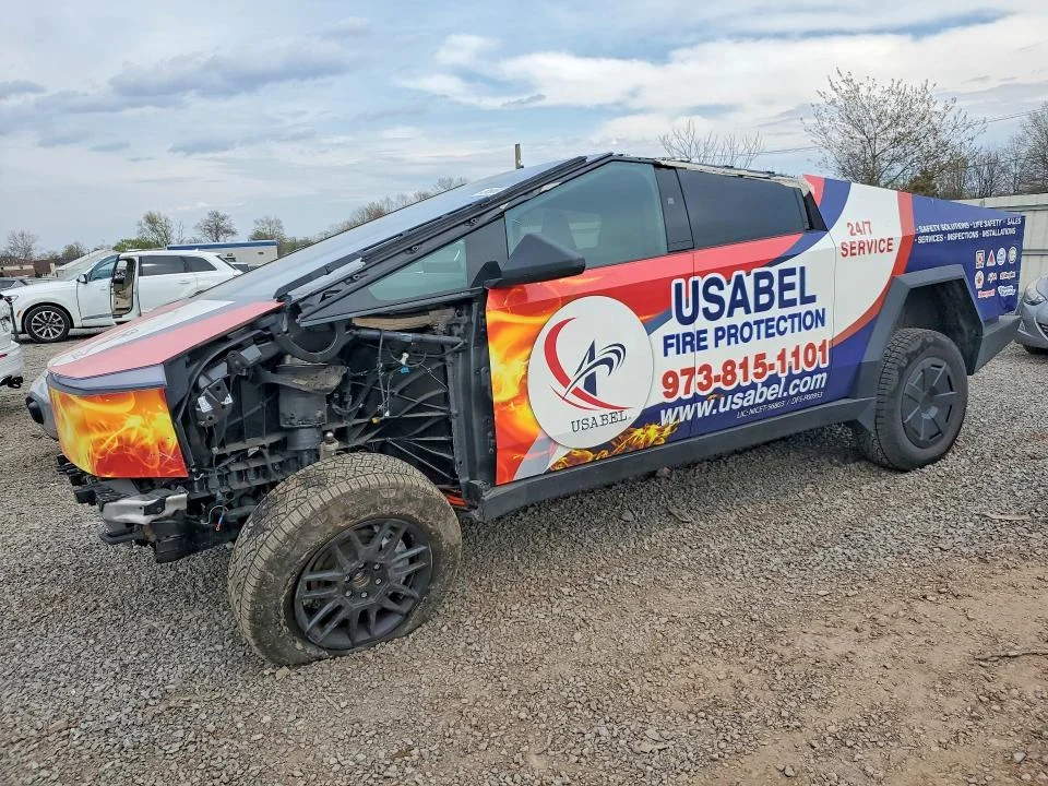 2024 Tesla Cybertruck