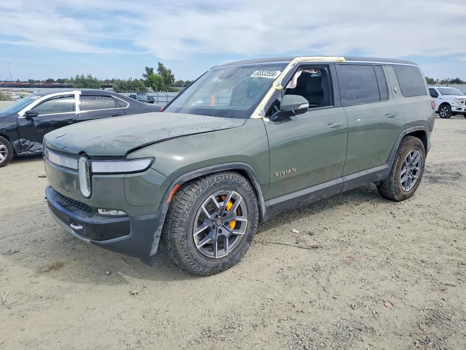 2022 Rivian R1S