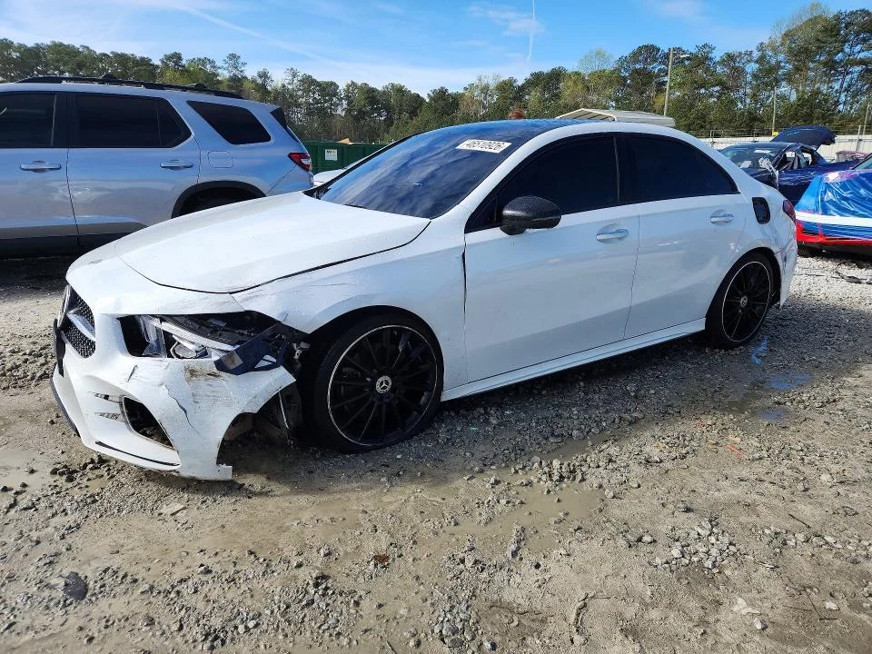 2019 Mercedes-Benz A