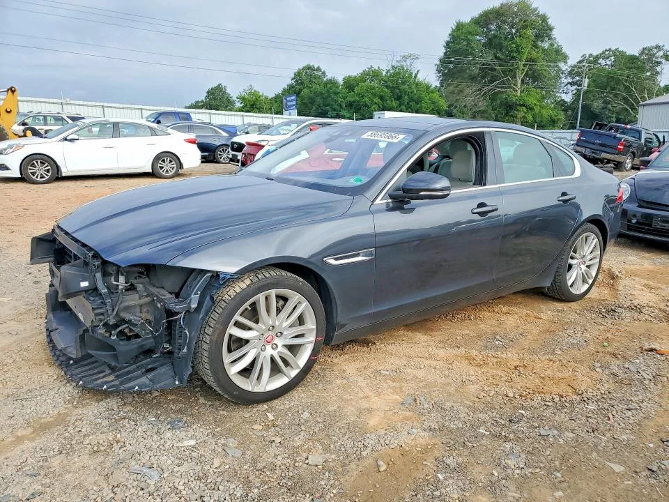 2018 Jaguar Xf