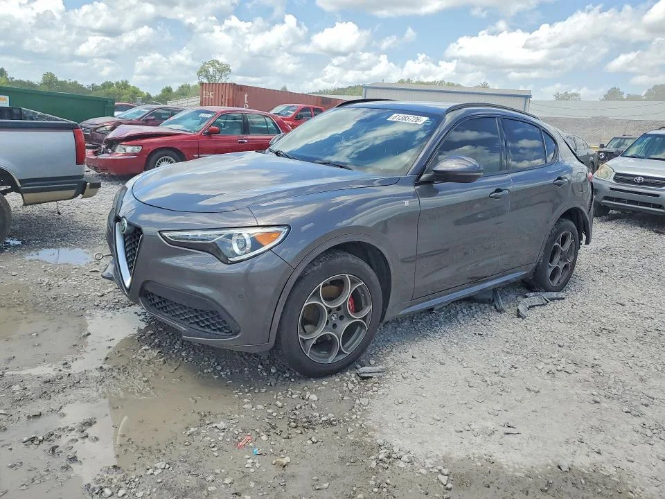 2022 Alfa Romeo Stelvio