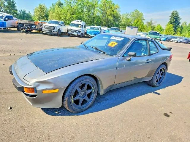 1985 Porsche 944