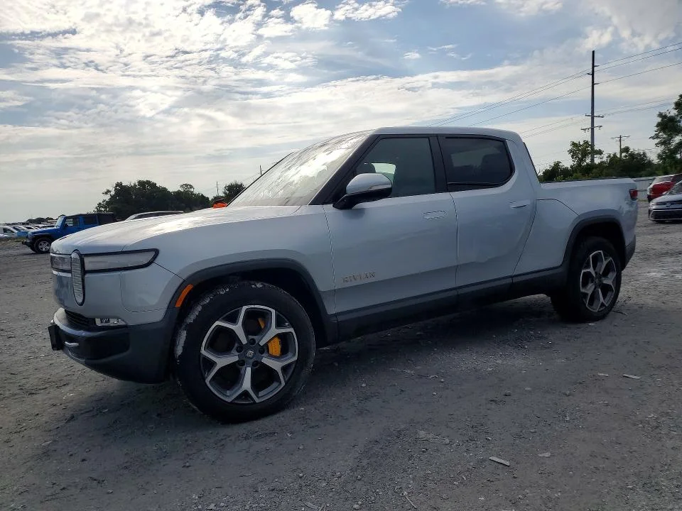 2022 Rivian R1T