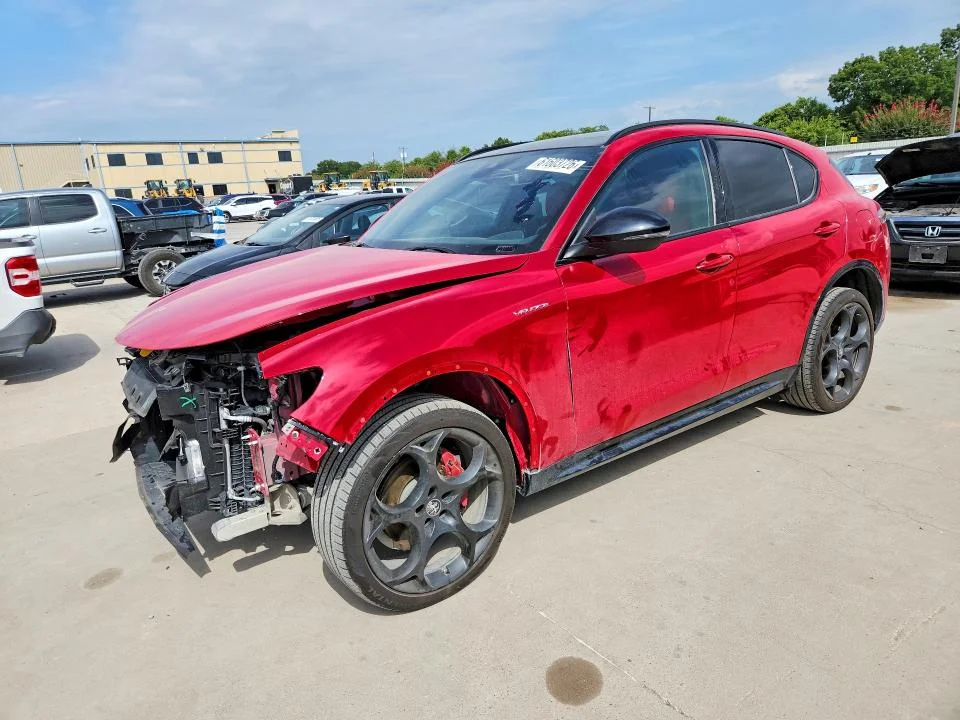 2024 Alfa Romeo Stelvio