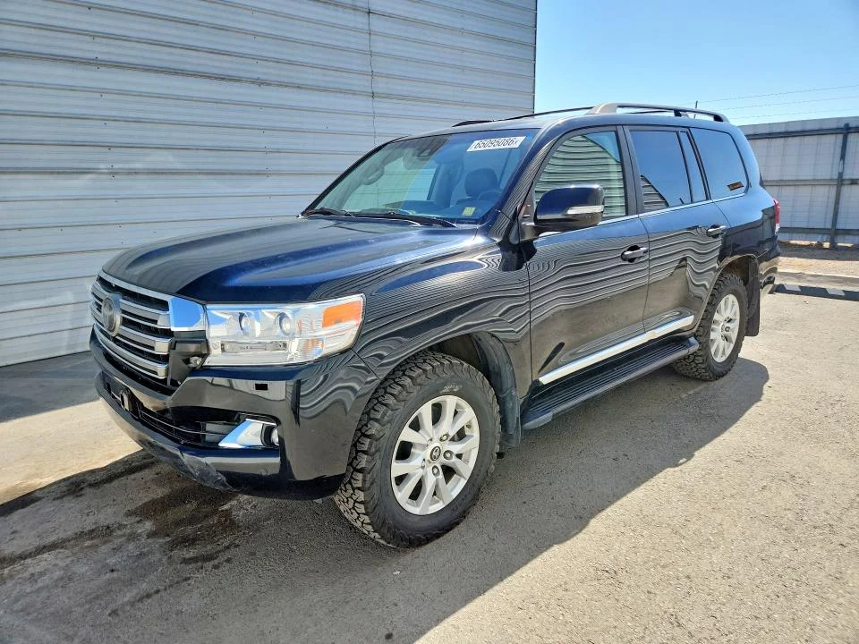 2017 Toyota Land Cruiser