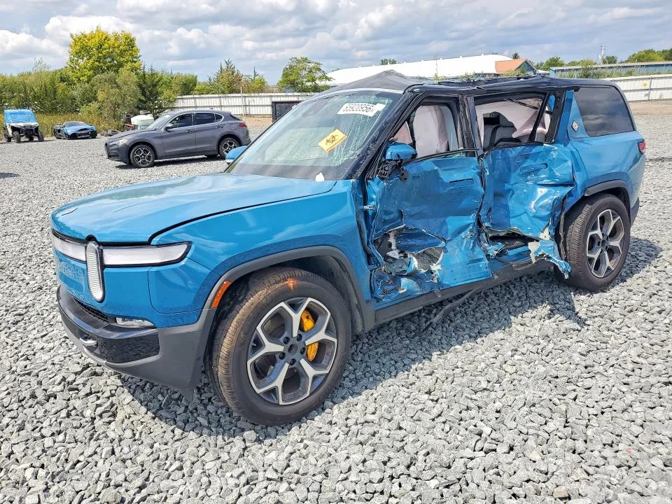 2023 Rivian R1S