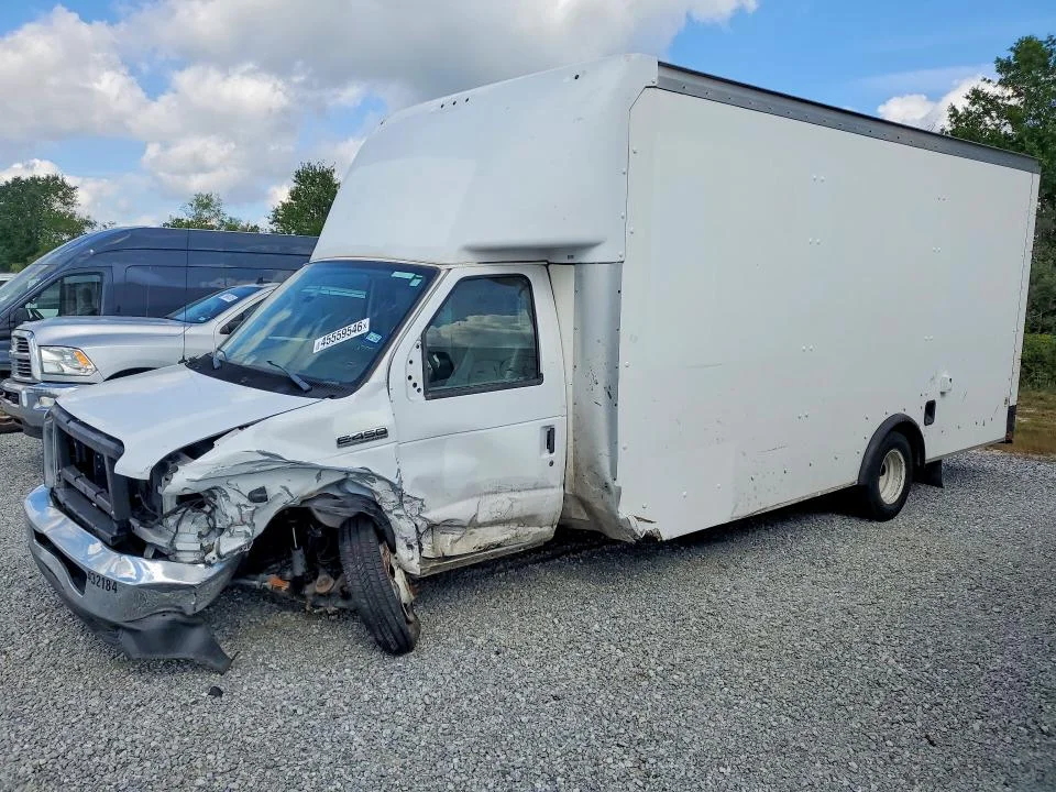 2019 Ford E450