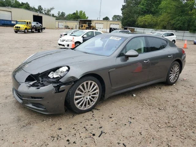 2015 Porsche Panamera