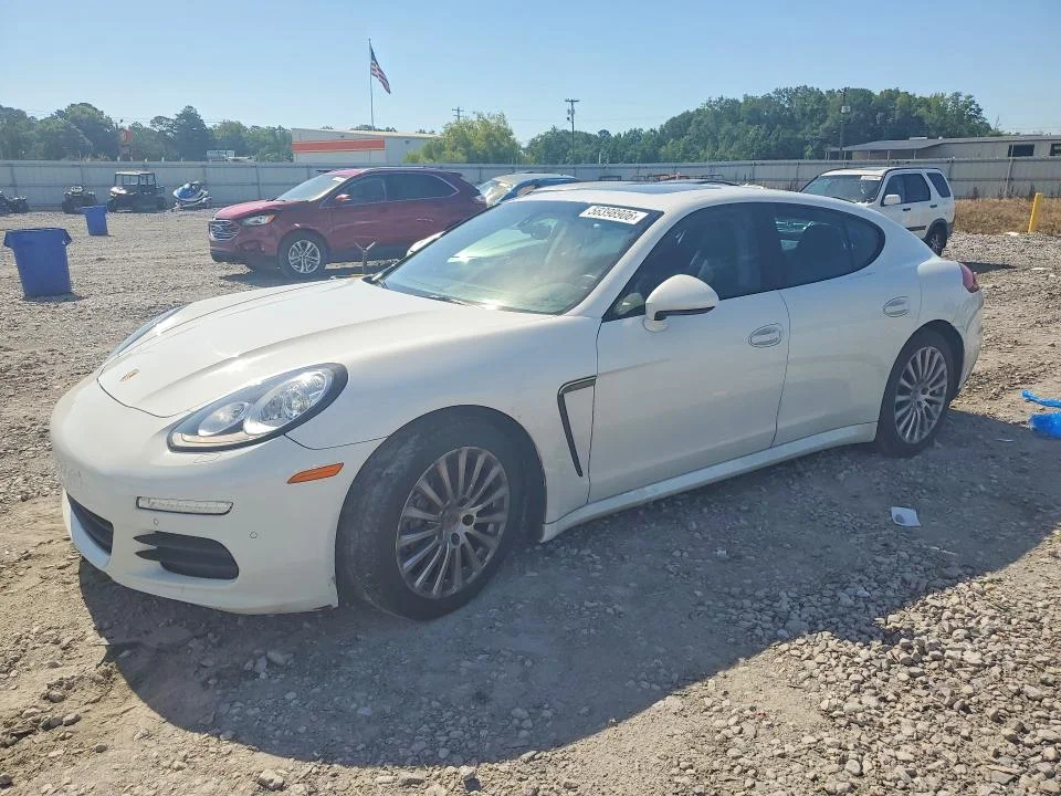2016 Porsche Panamera