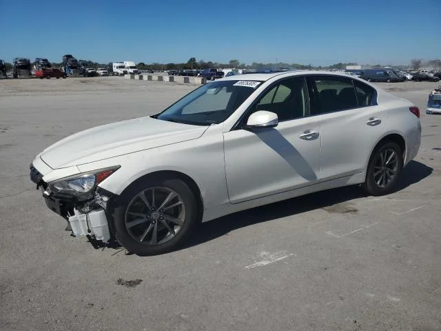 2015 Infiniti Q50