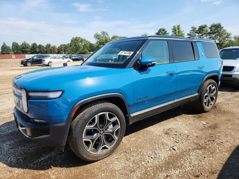 2026 Rivian R1S