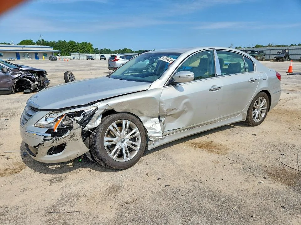 2013 Hyundai Genesis