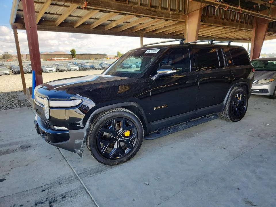 2023 Rivian R1S