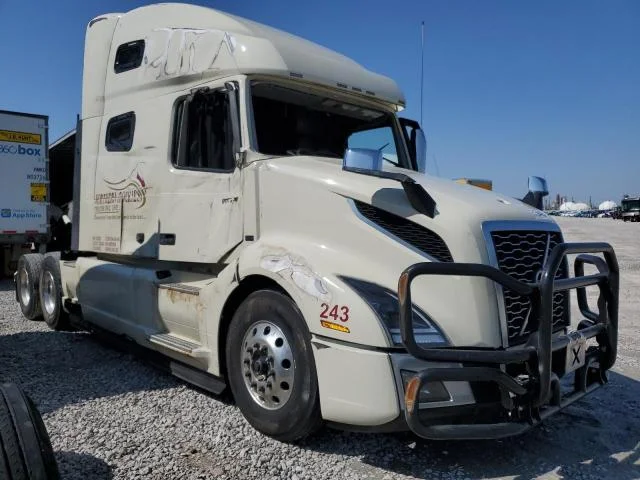 2025 Volvo Vnl