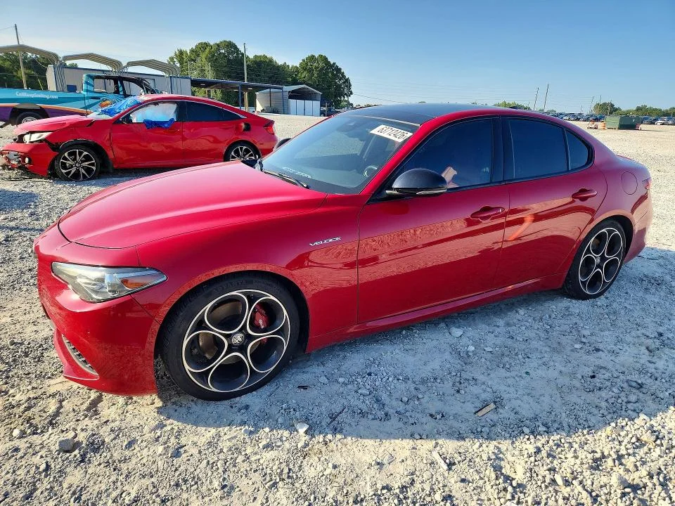 2022 Alfa Romeo Giulia