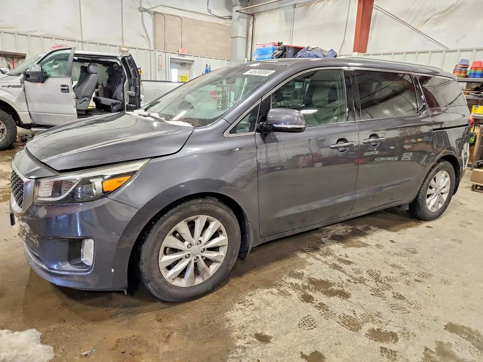 2016 Kia Sedona