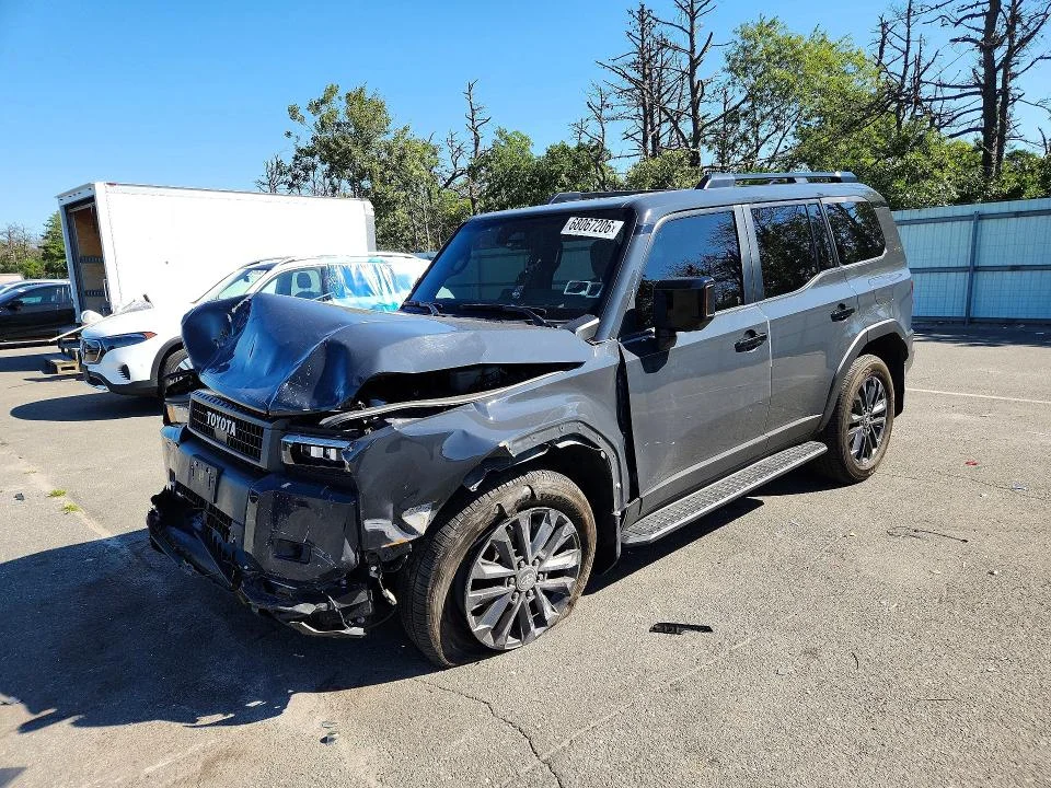 2025 Toyota Land Cruiser