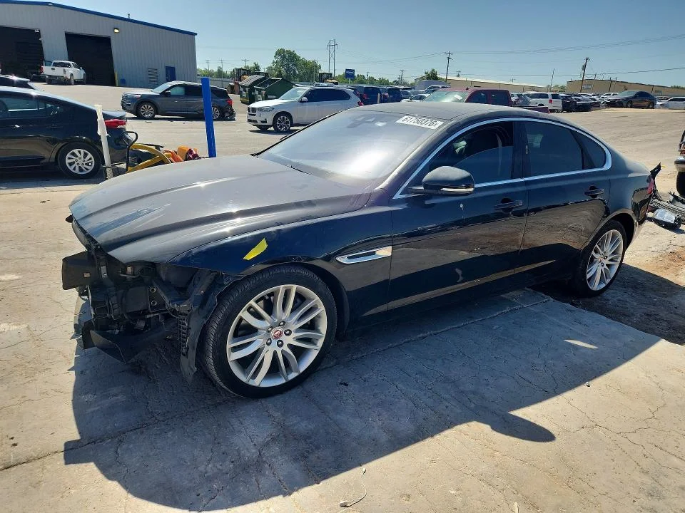 2016 Jaguar Xf